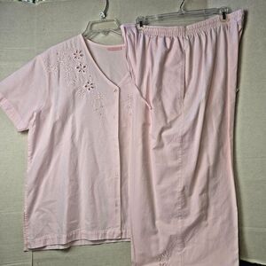 Fashion Classics Pink Top & Bottom Pajamas 100% Cotton. with Pink Floral XL